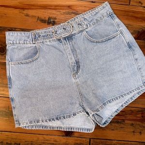 Shorts with sparkle belt buckle, never worn
